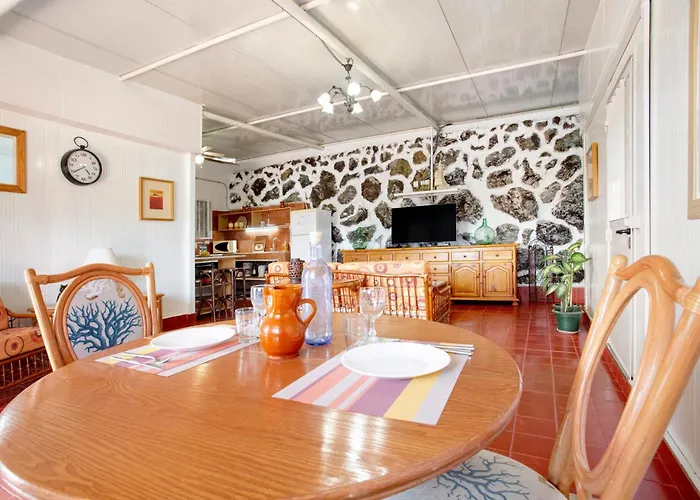 בית נופש Piletas Tres Guía de Isora