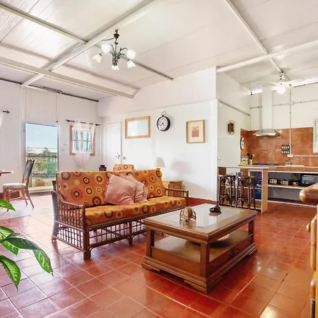 Дом отдыха Piletas Tres *